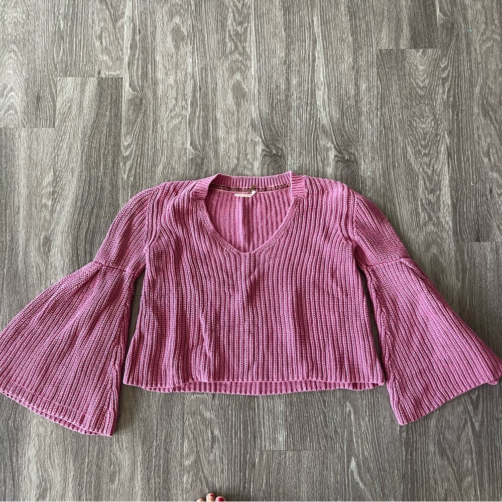 Free People Pink Flowy Sleeve Sweater | Ribbed Knit Sweater Size Small - Picture 2 of 6